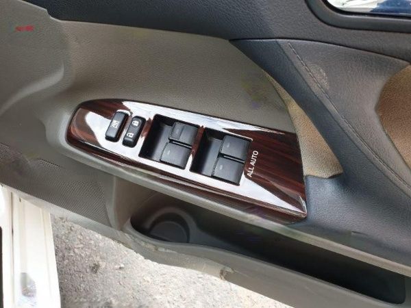  22402  TOYOTA MARK-X  2011  
