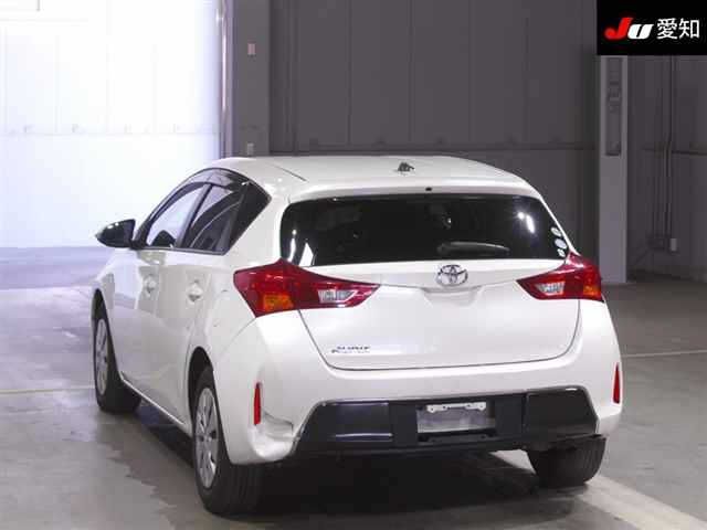  24172  TOYOTA AURIS  2012  