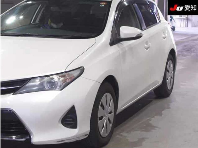  24172  TOYOTA AURIS  2012  