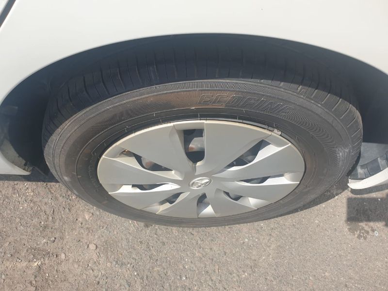  24172  TOYOTA AURIS  2012  