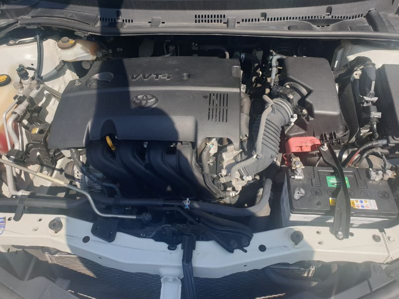  24172  TOYOTA AURIS  2012  
