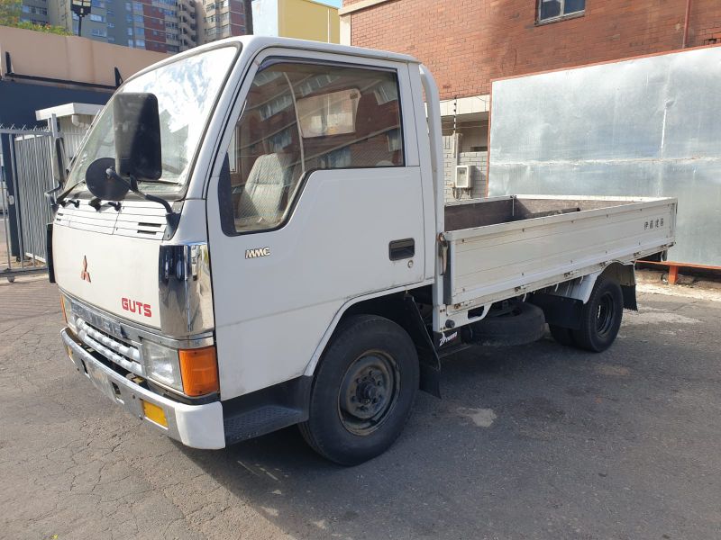  24371  MITSUBISHI CANTER  1990  