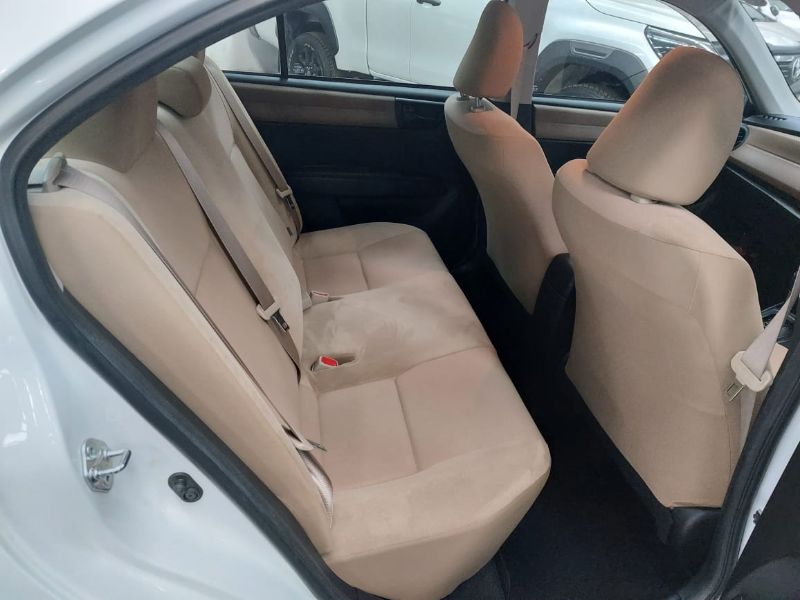  24679  TOYOTA COROLLA AXIO  2014  