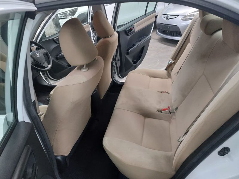  24679  TOYOTA COROLLA AXIO  2014  
