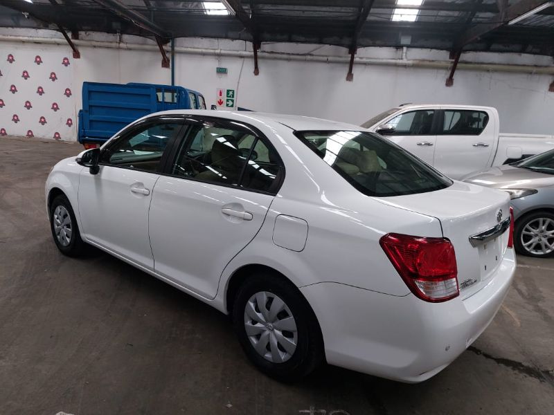  24679  TOYOTA COROLLA AXIO  2014  
