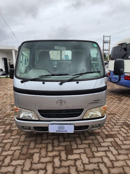 24806  TOYOTA DYNA  2006