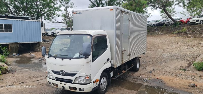  24970  HINO DUTRO  2013  