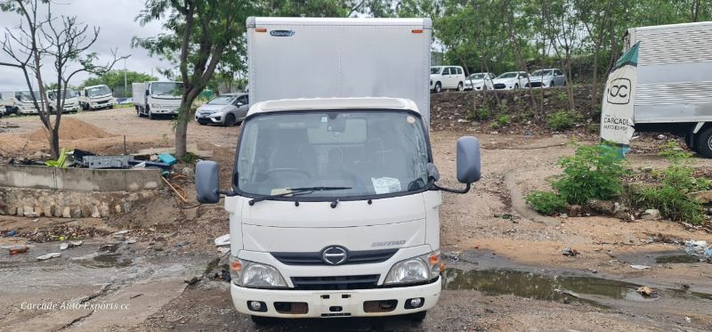  24970  HINO DUTRO  2013 