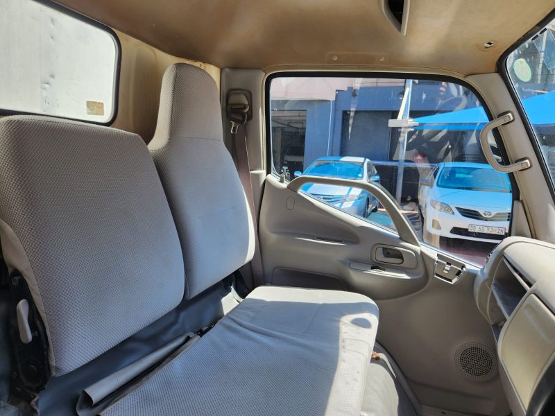  25119  TOYOTA DYNA  2007  