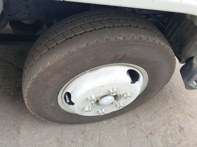  25121  TOYOTA DYNA  1995  