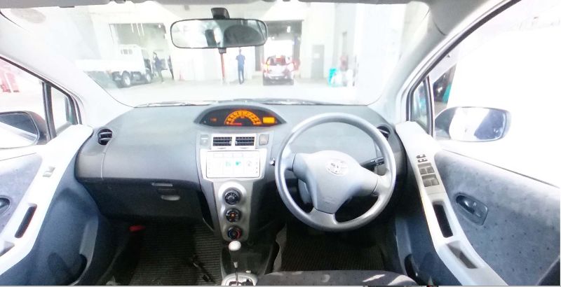  25191  TOYOTA VITZ  2010  