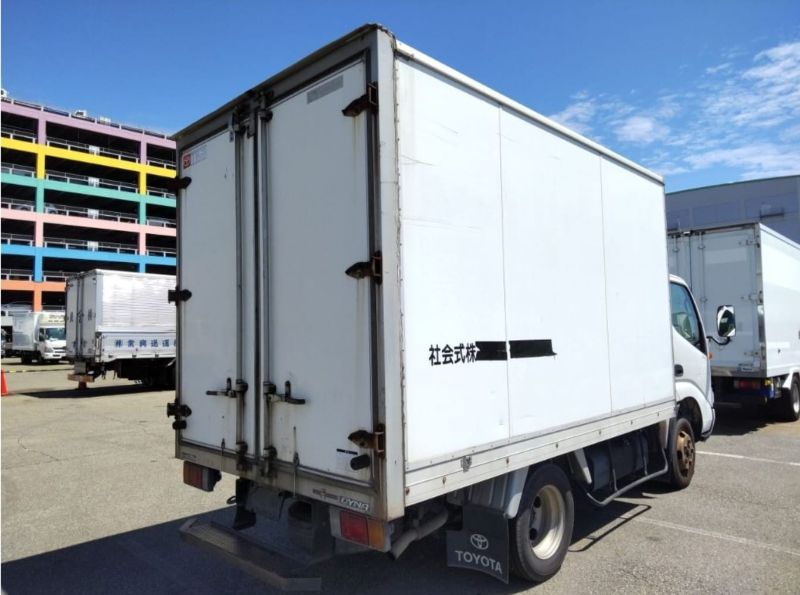  25287  TOYOTA DYNA  2000  
