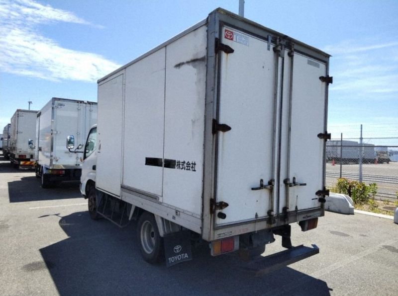  25287  TOYOTA DYNA  2000  