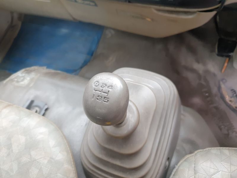  25287  TOYOTA DYNA  2000  