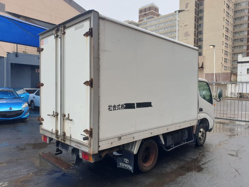  25287  TOYOTA DYNA  2000  