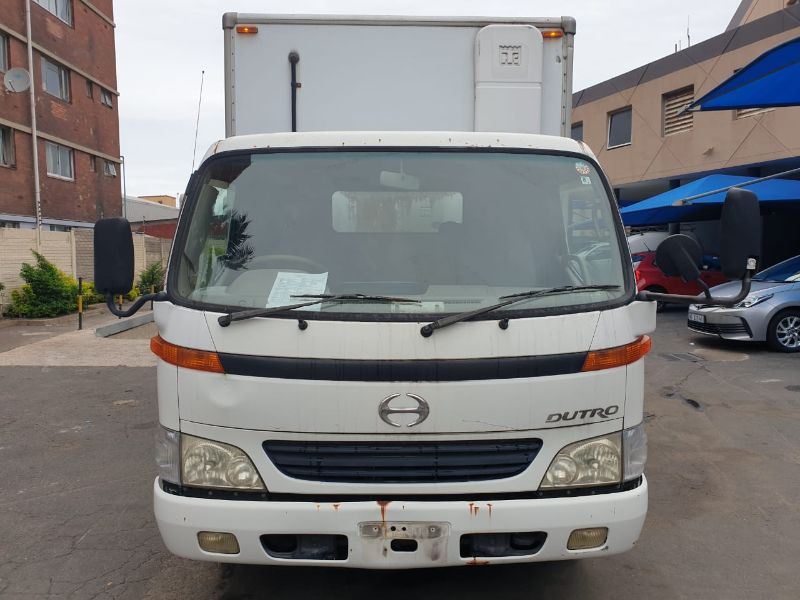  25347  HINO DUTRO  2001  