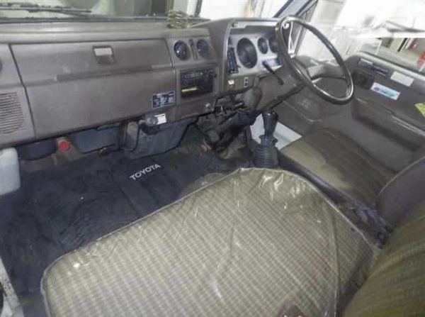  25565  TOYOTA DYNA  1990  