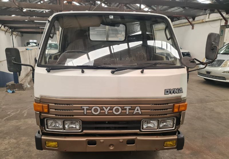  25565  TOYOTA DYNA  1990  