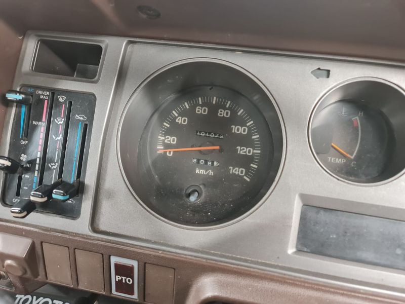  25565  TOYOTA DYNA  1990  