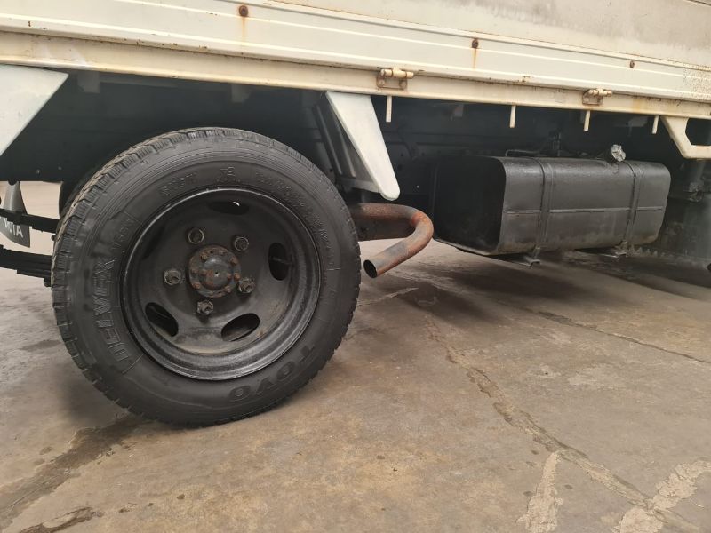  25565  TOYOTA DYNA  1990  