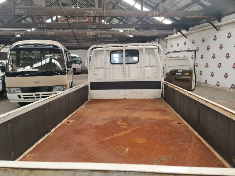  25565  TOYOTA DYNA  1990  