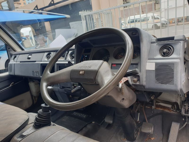 25622  TOYOTA DYNA  1992  