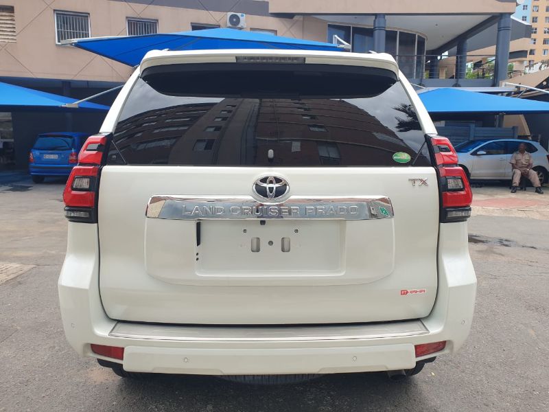  25629  TOYOTA LANDCRUISER PRADO  2018  