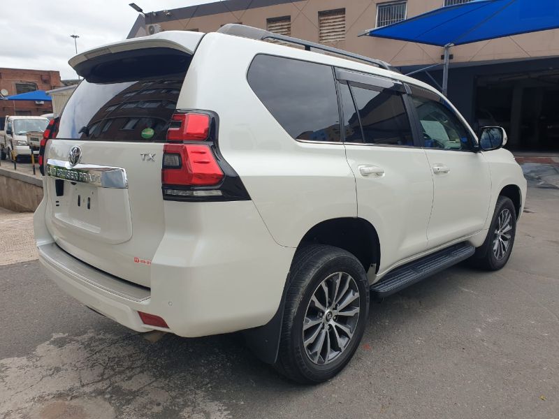  25629  TOYOTA LANDCRUISER PRADO  2018  