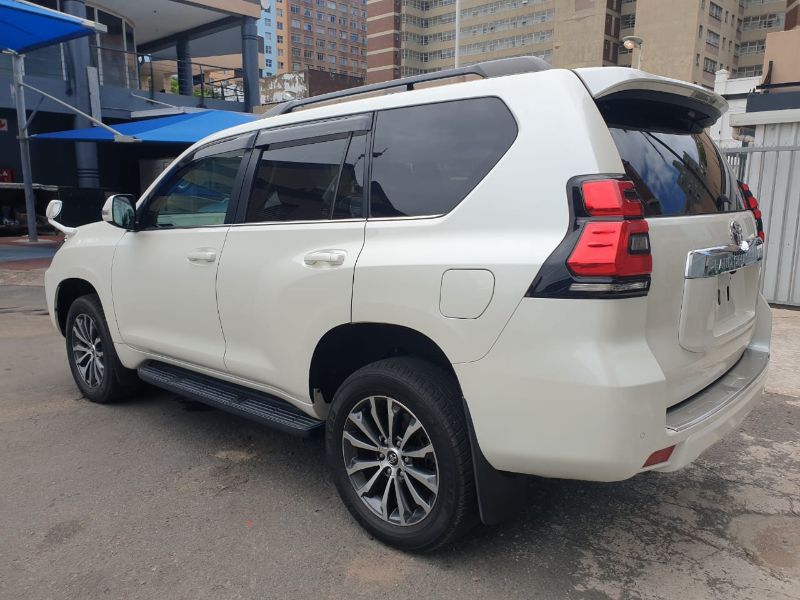  25629  TOYOTA LANDCRUISER PRADO  2018  