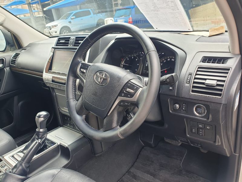  25629  TOYOTA LANDCRUISER PRADO  2018  