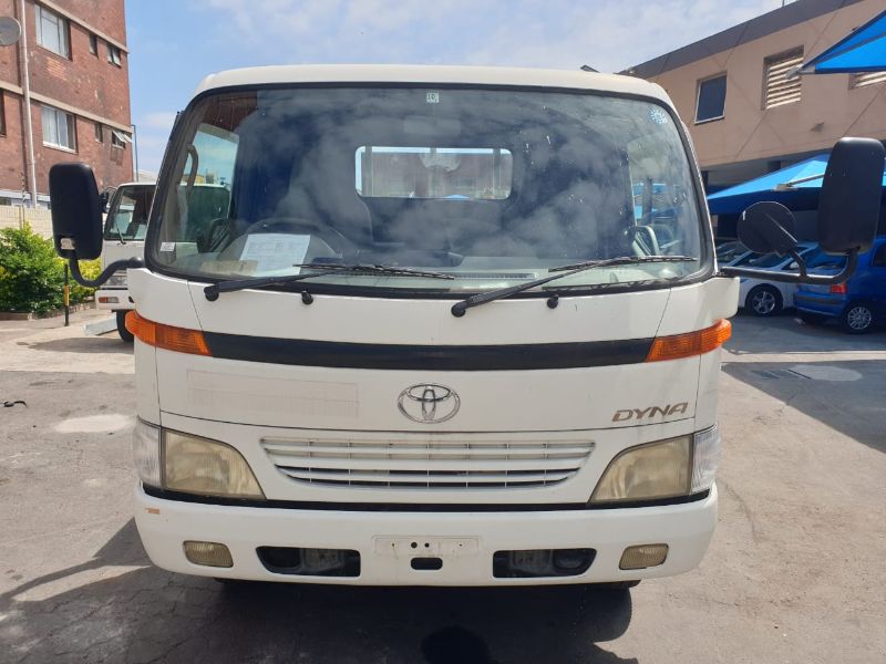  25698  TOYOTA DYNA  1999  