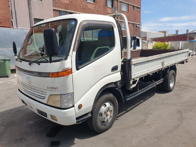  25698  TOYOTA DYNA  1999  