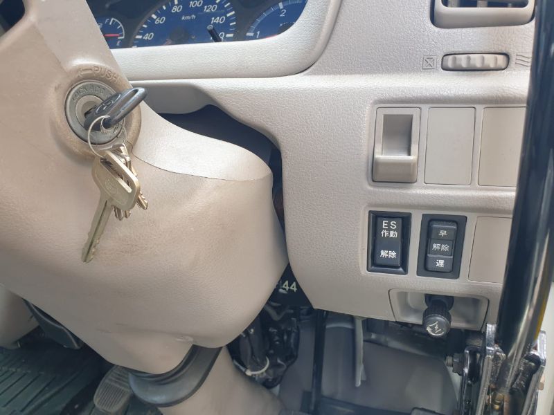 25698  TOYOTA DYNA  1999  
