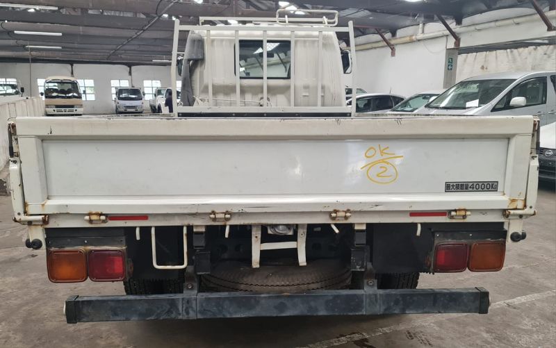  25700  TOYOTA DYNA  1999  