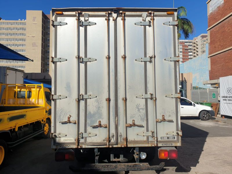  25702  TOYOTA DYNA  1996  