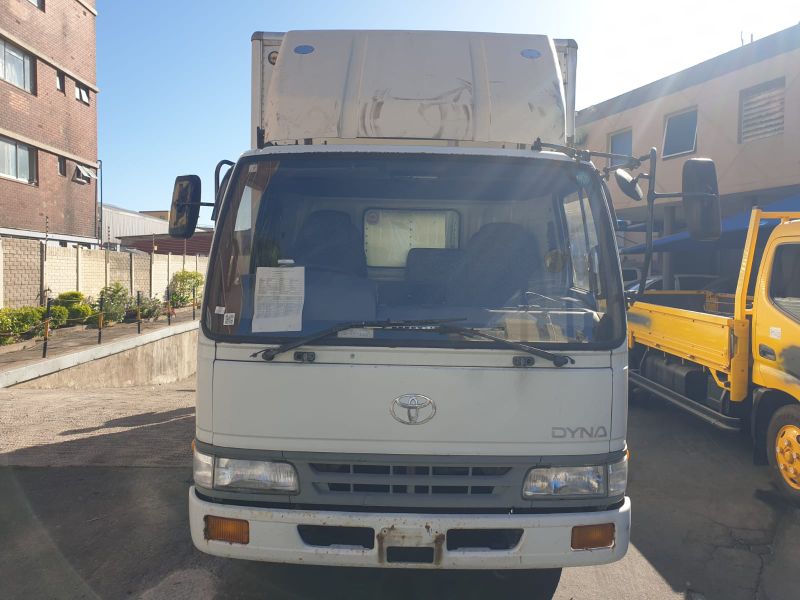  25702  TOYOTA DYNA  1996  