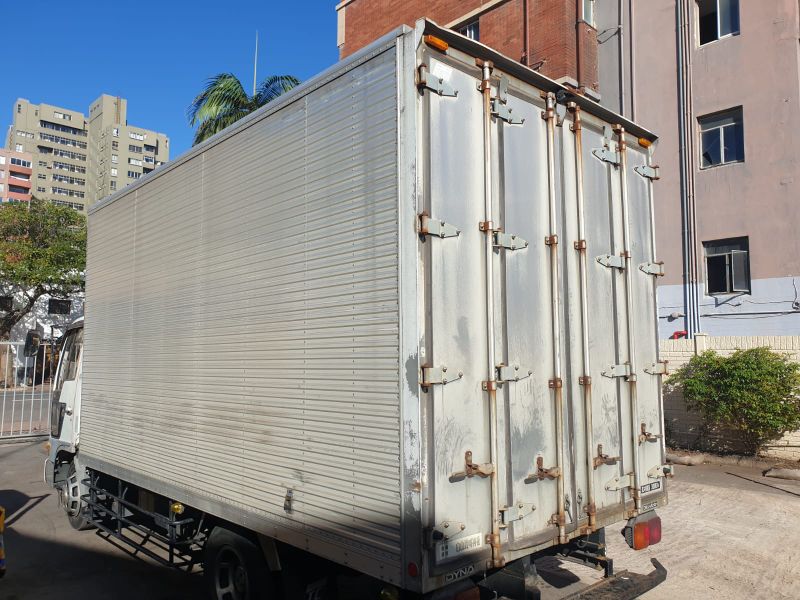  25702  TOYOTA DYNA  1996  