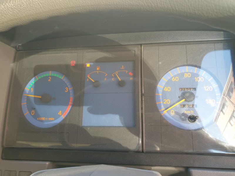 25702  TOYOTA DYNA  1996  