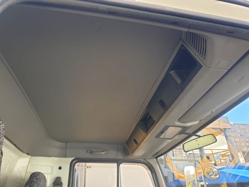  25702  TOYOTA DYNA  1996  