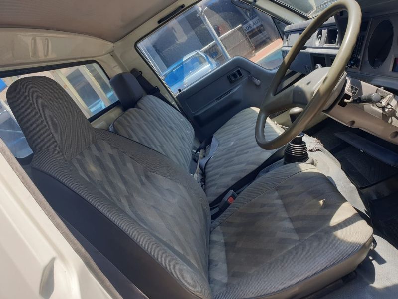  25737  TOYOTA DYNA  1992  
