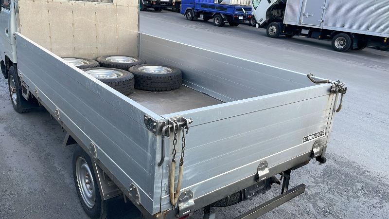  25742  TOYOTA DYNA  1996  