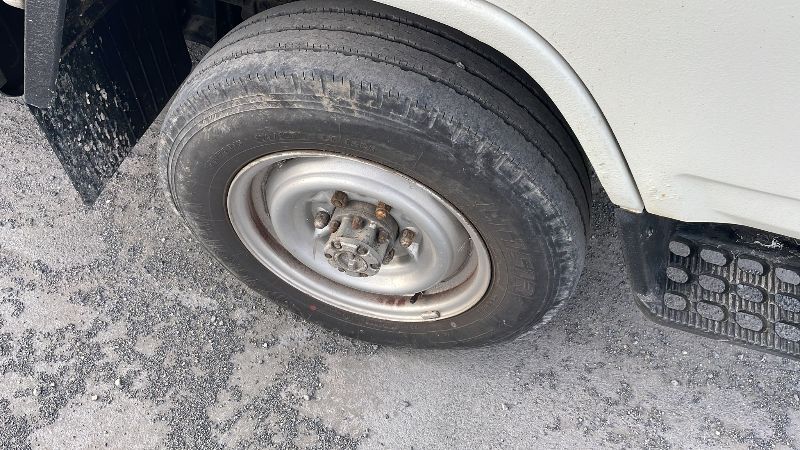  25742  TOYOTA DYNA  1996  