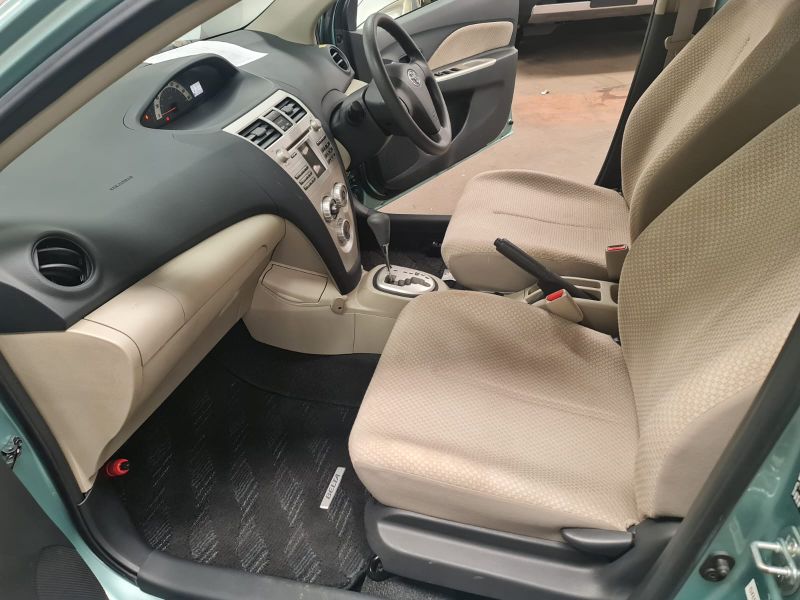  25775  TOYOTA BELTA  2006  