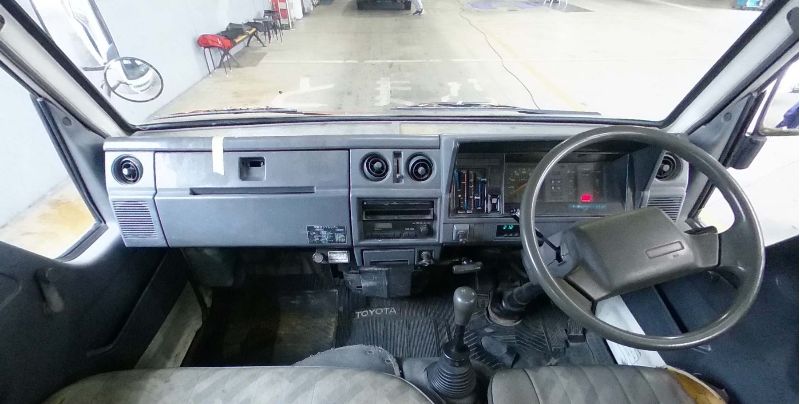  25779  TOYOTA DYNA  1993  