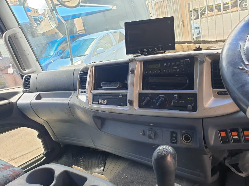  25794  HINO RANGER  2004  