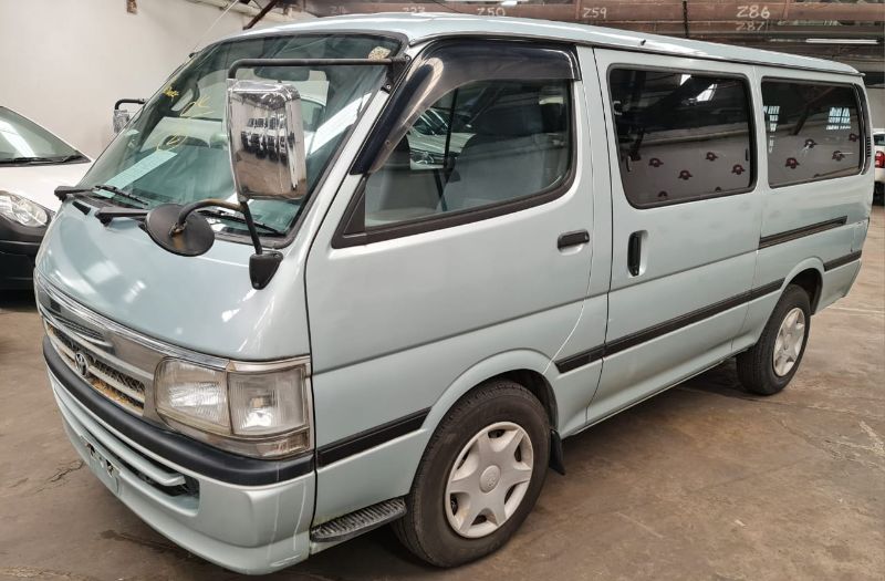  25798  TOYOTA HIACE  2003  