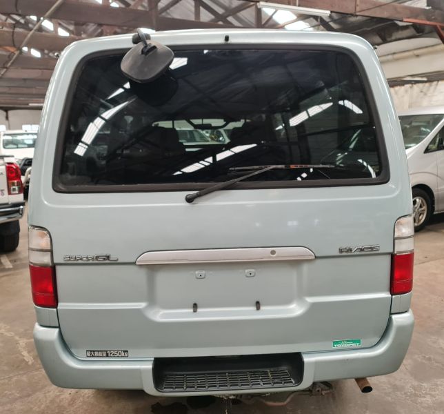  25798  TOYOTA HIACE  2003  