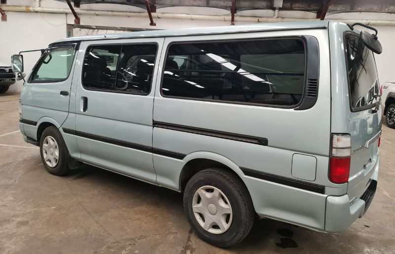  25798  TOYOTA HIACE  2003  