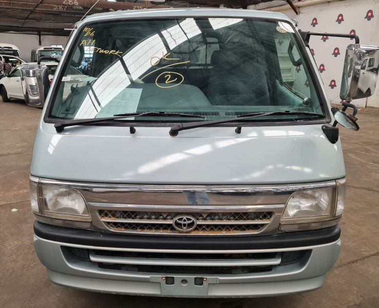  25798  TOYOTA HIACE  2003  