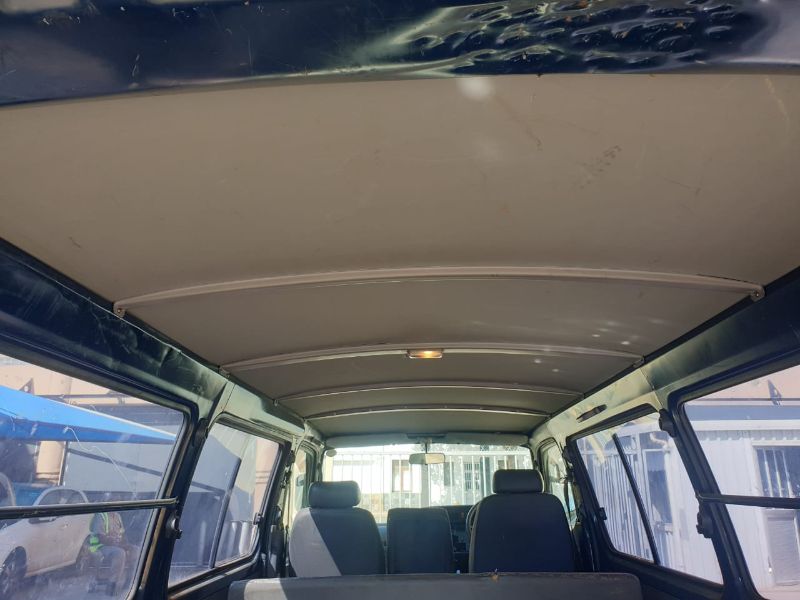  25813  TOYOTA HIACE  2001  